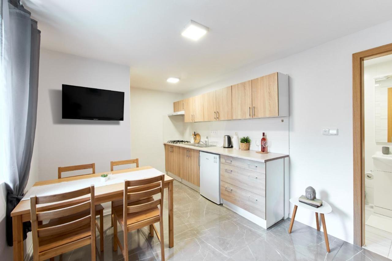 Ferienwohnung Kuca Nerezinka Nerezine Exterior foto